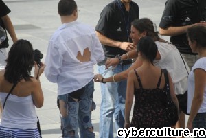un-loc-bun